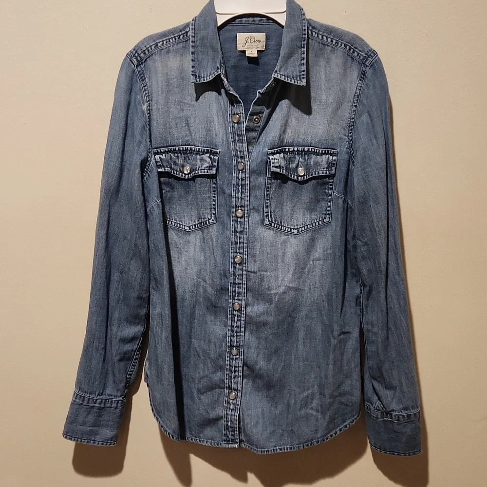 ❤️ J CREW CHAMBRAY WESTERN SHIRT / TOP WITH SNAP SHELL BUTTONS, 6 - Picture 3 of 11